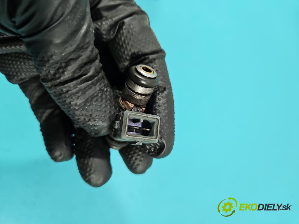 Renault Clio II 1998-2012 1.2 16v 75 HP manual 55 kW 1149 cm3 5- vstrek IWP099 (Vstrekovač paliva)