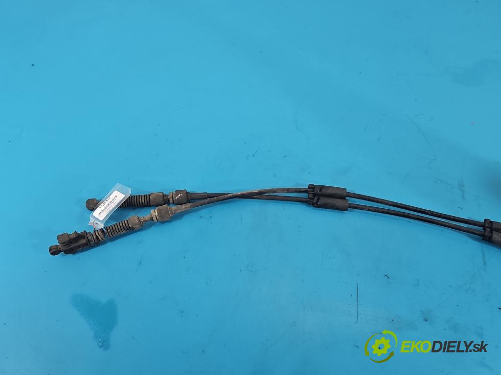 Alfa romeo 156 1.9 jtd 140 HP manual 103 kW 1910 cm3 4- Páka: Změny: stupeň,rýchlosť 553472150 (Rýchlostná páka (kulisa))