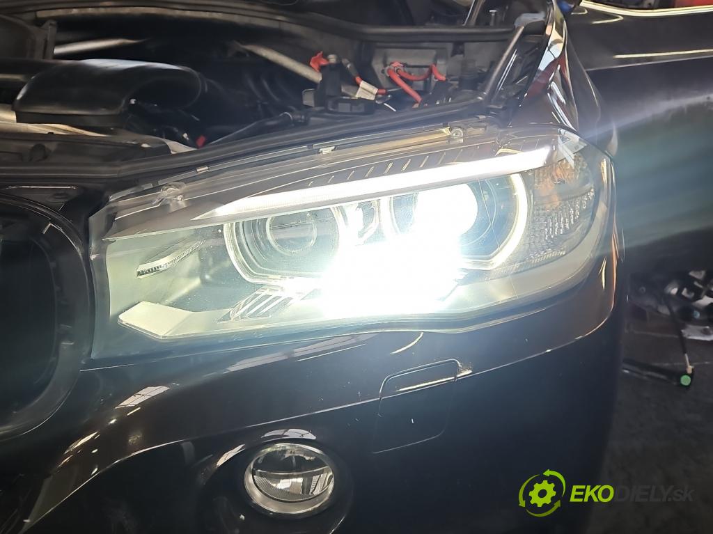 Bmw X5 F15 2013-2018 3.0d 258 HP automatic 190 kW 2993 cm3 5- Reflektor: ľavý 7290053 (Kľučka dverí ostatné)