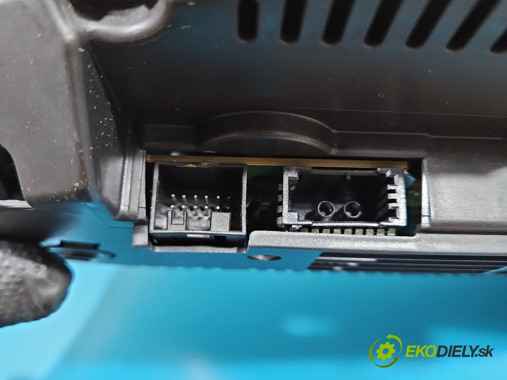 Bmw X5 F15 2013-2018 3.0d 258 HP automatic 190 kW 2993 cm3 5- prístrojovka/ budíky 9383488 (Prístrojová doska)