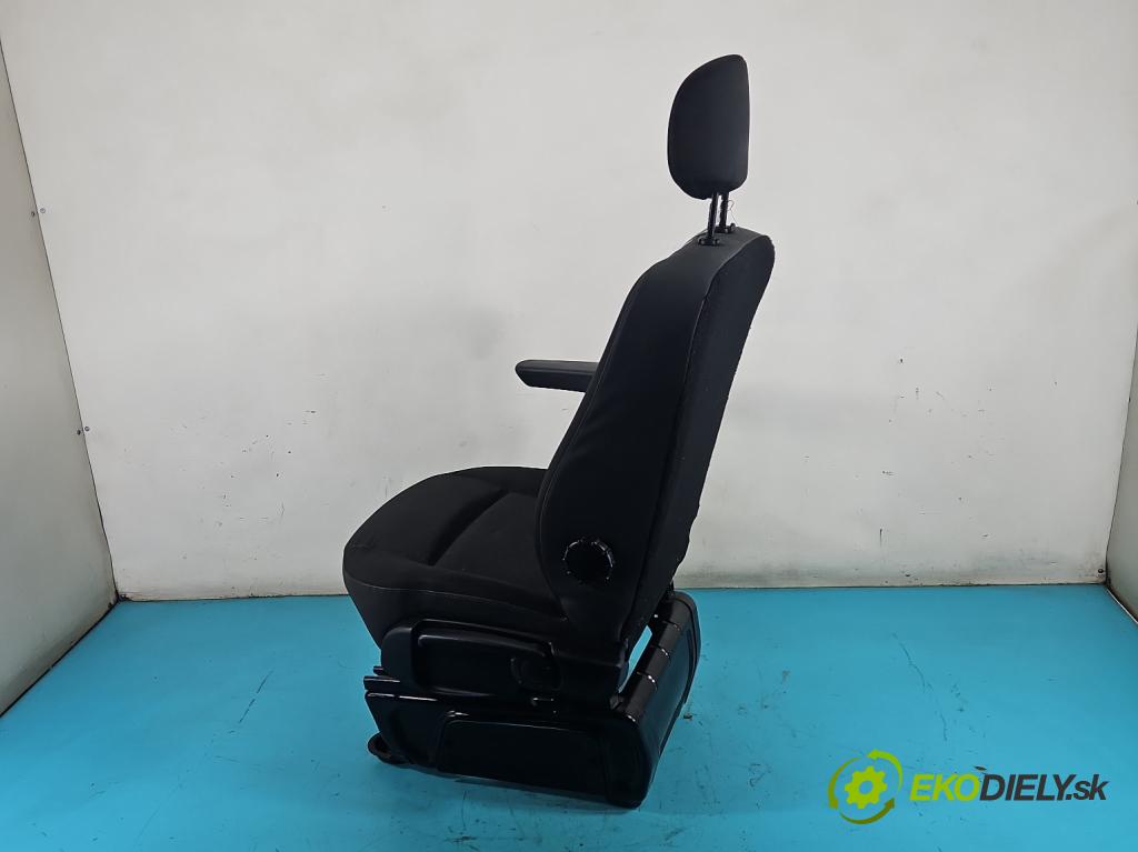 Opel Movano III 2010-2022 2.3 cdti 170 HP manual 125 kW 2299 cm3 2- Sedačka ľavý  (Sedadlo)