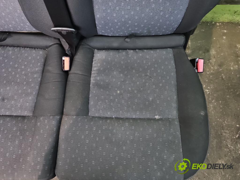 Opel Movano III 2010-2022 2.3 cdti 170 HP manual 125 kW 2299 cm3 2- Sedačka pravý (Sedadlo)