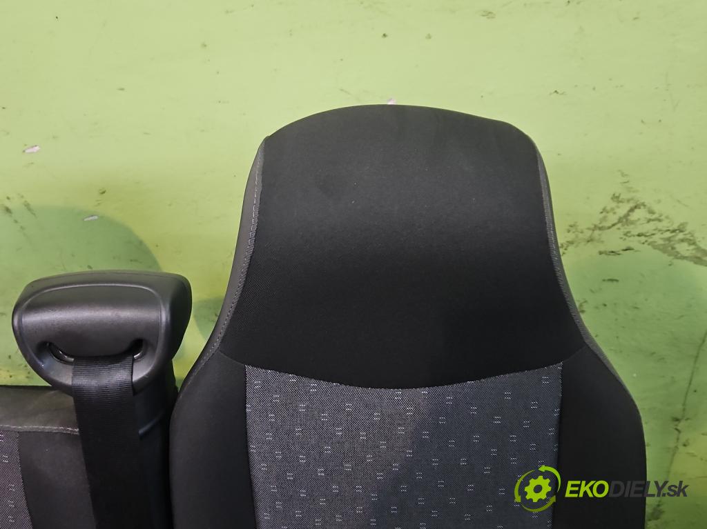 Opel Movano III 2010-2022 2.3 cdti 170 HP manual 125 kW 2299 cm3 2- Sedačka pravý (Sedadlo)