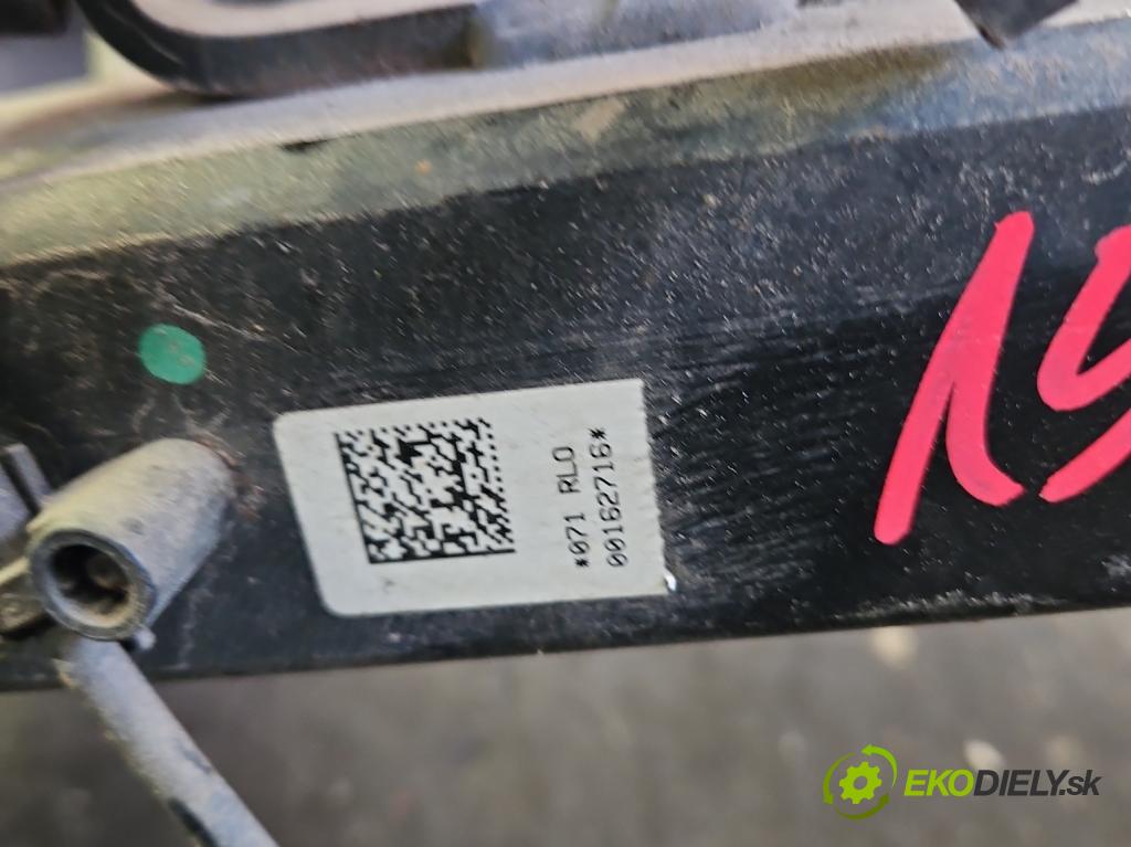 Vw Tiguan I 2007-2016 1.4 TSI 150 hp manual 110 kW 1399 cm3 5- oko tažné 5N0803880 (Tažné zařízení)