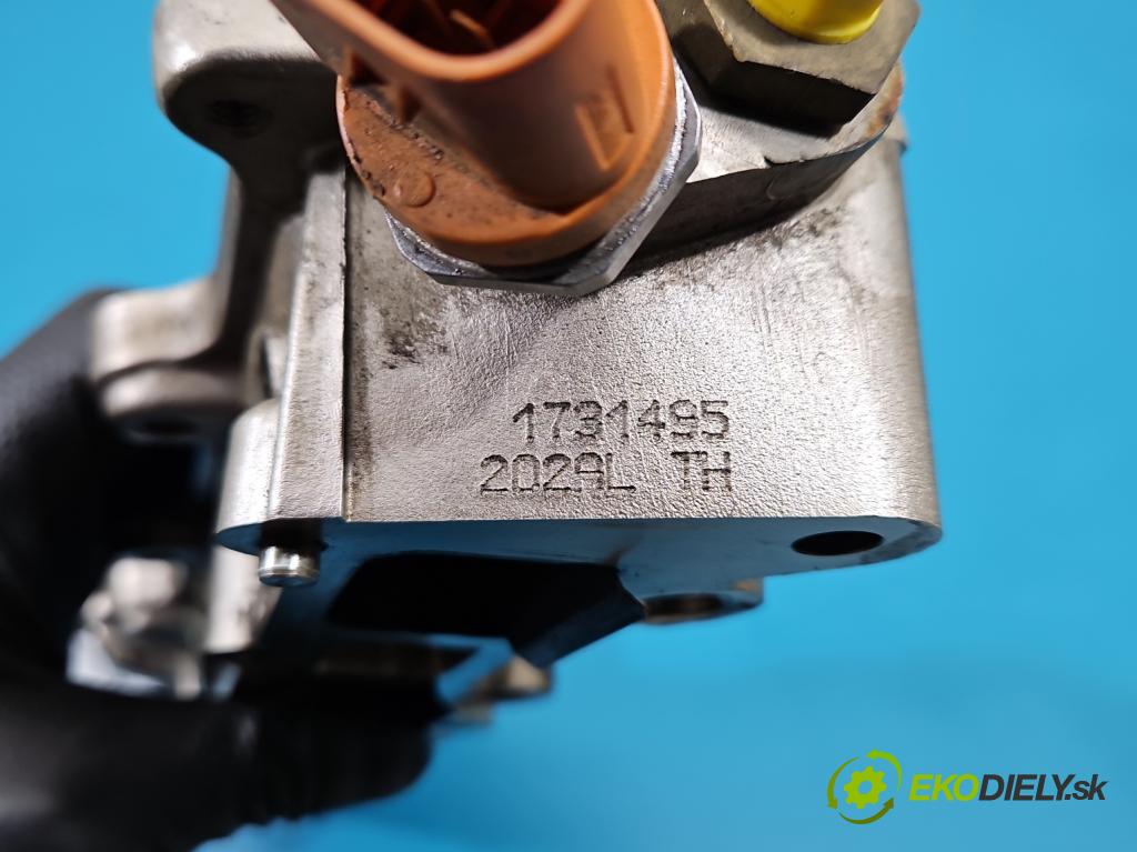 Vw Tiguan I 2007-2016 1.4 TSI 150 HP manual 110 kW 1399 cm3 5- lišta vstrekovacia 03C907386B (Vstrekovacia lišta)