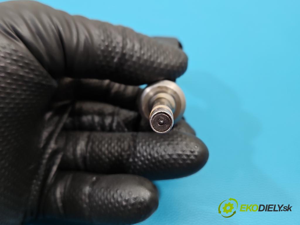 Vw Tiguan I 2007-2016 1.4 TSI 150 HP manual 110 kW 1399 cm3 5- vstrek 03C906036E (Vstrekovač paliva)