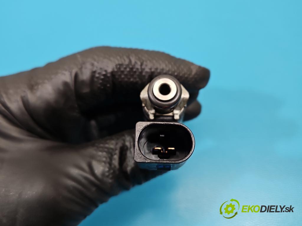 Vw Tiguan I 2007-2016 1.4 TSI 150 HP manual 110 kW 1399 cm3 5- vstrek 03C906036E (Vstrekovač paliva)