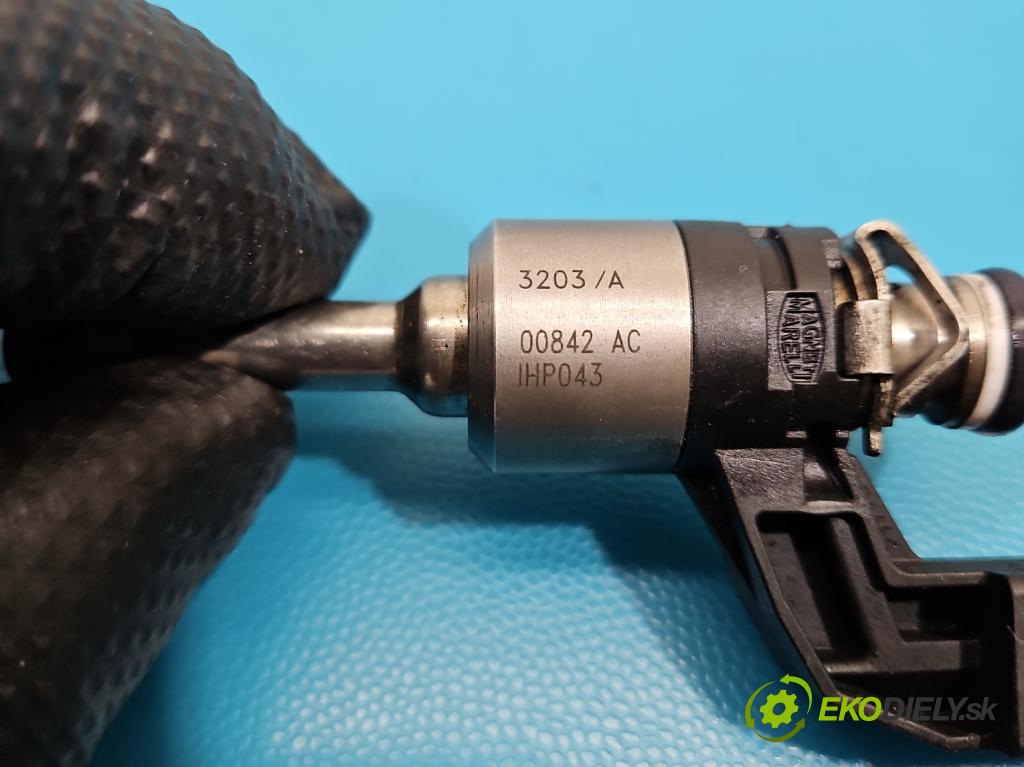 Vw Tiguan I 2007-2016 1.4 TSI 150 HP manual 110 kW 1399 cm3 5- vstrek 03C906036E (Vstrekovač paliva)