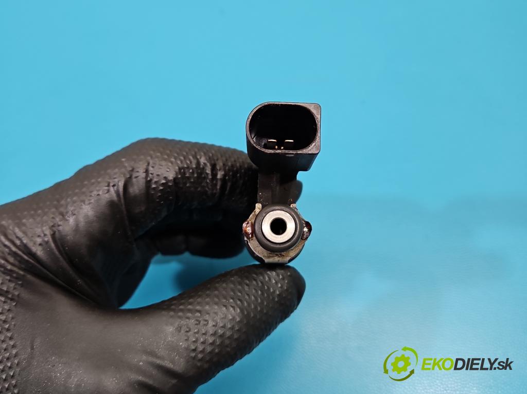 Vw Tiguan I 2007-2016 1.4 TSI 150 HP manual 110 kW 1399 cm3 5- vstrek 03C906036E (Vstrekovač paliva)