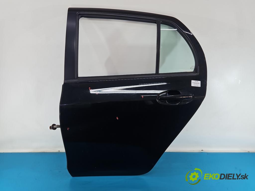 Toyota Yaris II 2005-2011 1.3 vvti 87 hp manual 64 kW 1298 cm3 5- dveře zadní levé  (Klika dveří ostatní)