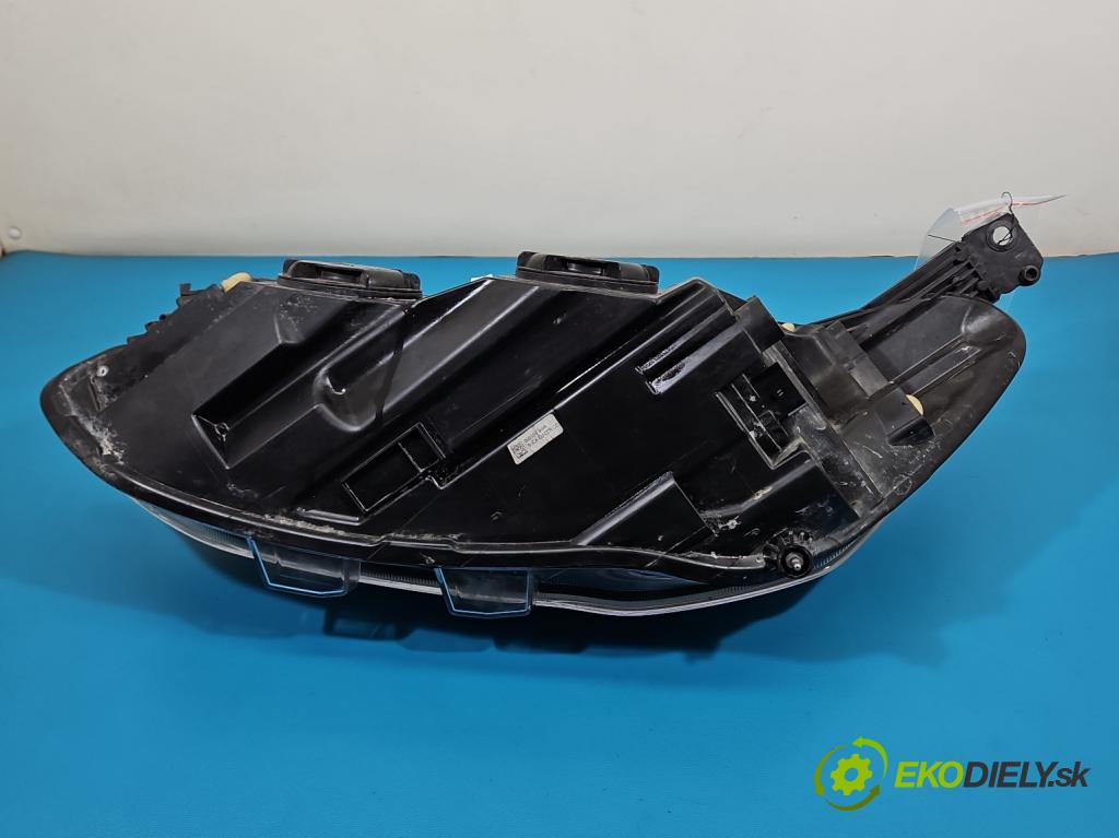 Ford Focus Mk4 2018- 1.5 TDCI 120 HP automatic 88 kW 1499 cm3 5- Reflektor: pravý MX7B-13E014-CC (Svetlo predné pravé)