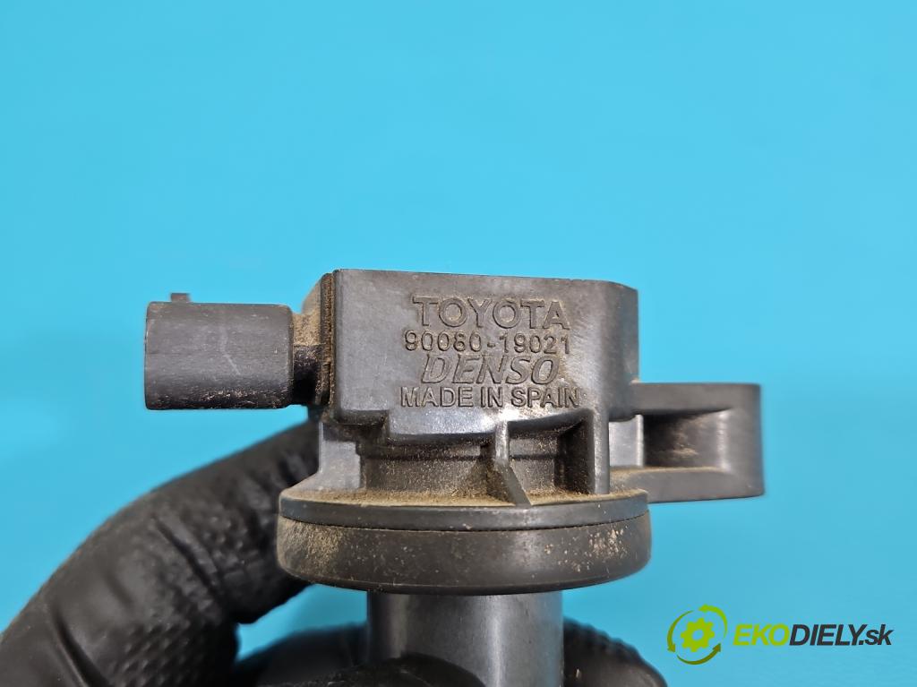 Toyota Yaris II 2005-2011 1.3 vvti 87 HP manual 64 kW 1298 cm3 5- cievka zapaľovacia 90080-19021 (Zapaľovacia cievka)