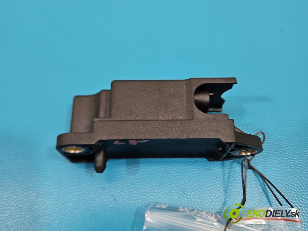 Vw Passat B5 1995-2005 1.8 T 150 HP manual 110 kW 1781 cm3 5- snímač šokovat: 1J0909606N (Snímač nárazu)