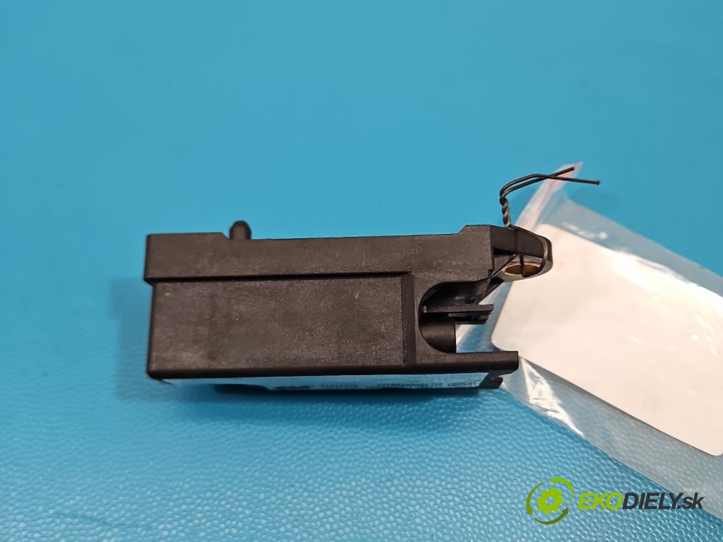 Vw Passat B5 1995-2005 1.8 T 150 HP manual 110 kW 1781 cm3 5- snímač šokovat: 1J0909606N (Snímač nárazu)