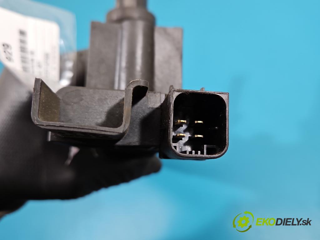 Peugeot 407 1.8 16v 116 HP manual 85 kW 1749 cm3 4- cievka zapaľovacia 9634131480 (Zapaľovacia cievka)