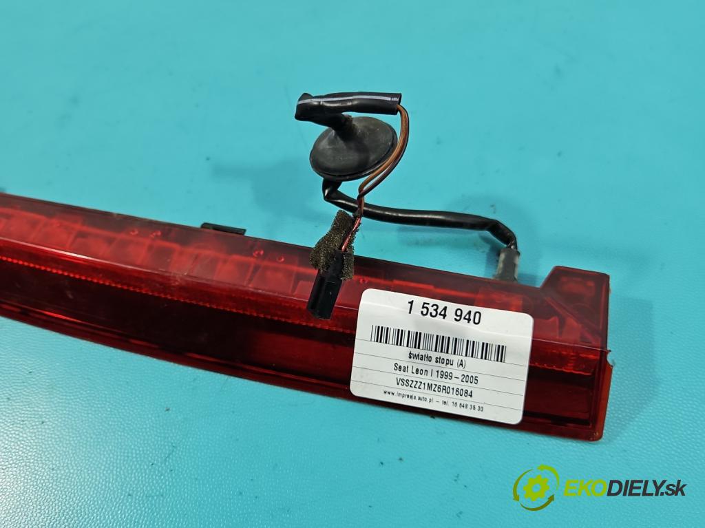 Seat Leon I 1999-2005 1.6 16v 105 HP manual 77 kW 1598 cm3 5- světlo: stop: 6L6945097F