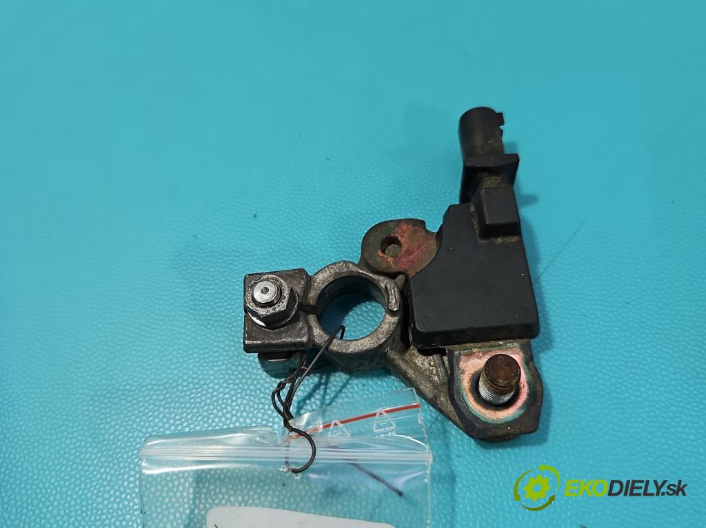 Peugeot 508 I 2010-2018 1.6 thp 156 HP automatic 115 kW 1598 cm3 5- kontakt mínus: 9676600080