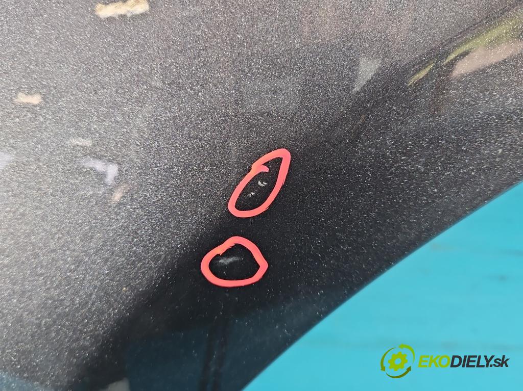 Toyota Yaris III 2011-2020 1.0 vvti 69KM manual 51 kW 998 cm3 5- blatník predné ľavý  (Blatník predný ľavý)