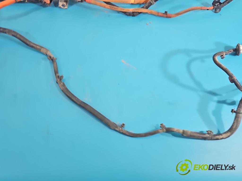 Peugeot 3008 II 2016-2023 1.6 T 300 hp automatic 221 kW 1598 cm3 5- Balíček: 9835370280