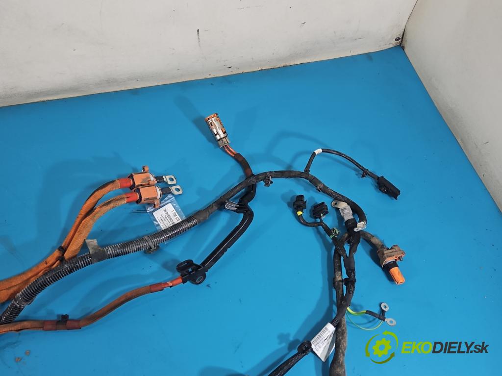 Peugeot 3008 II 2016-2023 1.6 T 300 hp automatic 221 kW 1598 cm3 5- Balíček: 9835370280