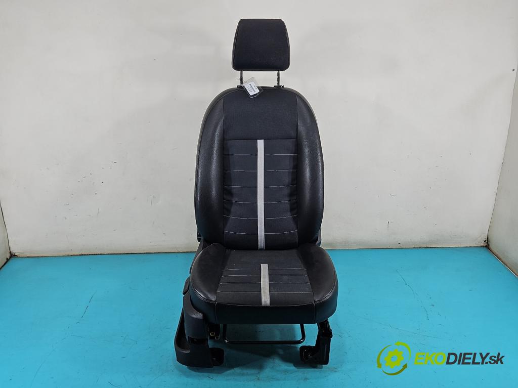Ford Kuga Mk1 2008-2013 2.0 tdci 136hp manual 100 kW 1997 cm3 5- Sedadlo pravý  (Sedadlo)