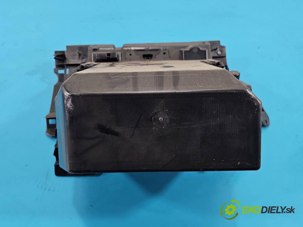 Ford Kuga Mk1 2008-2013 2.0 tdci 136hp manual 100 kW 1997 cm3 5- kastlík 3M51-R06044-AUW