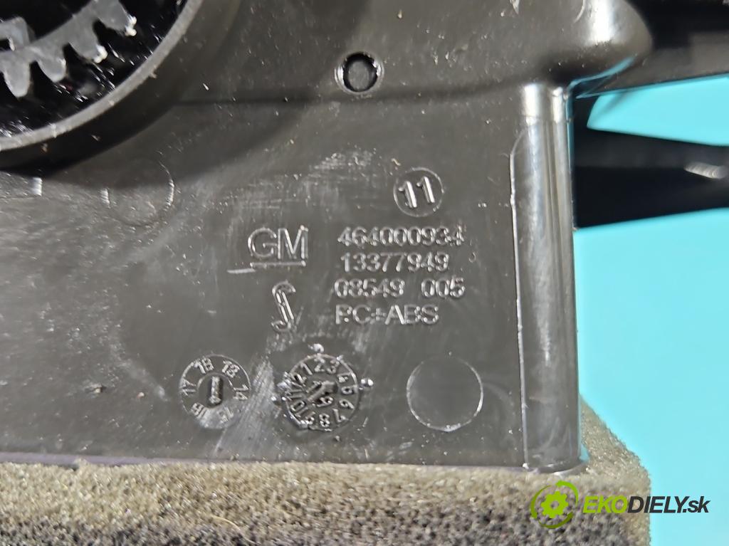 Opel Corsa E 2014-2019 1.4 16V 90 HP manual 66 kW 1398 cm3 5- Mřížka: kúrenia stredová 39149275 (Mriežka kúrenia (fukár))