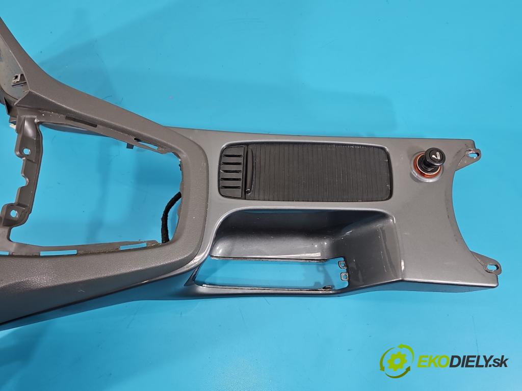Ford Kuga Mk1 2008-2013 2.0 tdci 136 HP manual 100 kW 1997 cm3 5- kryt plast 8M5T-14B079