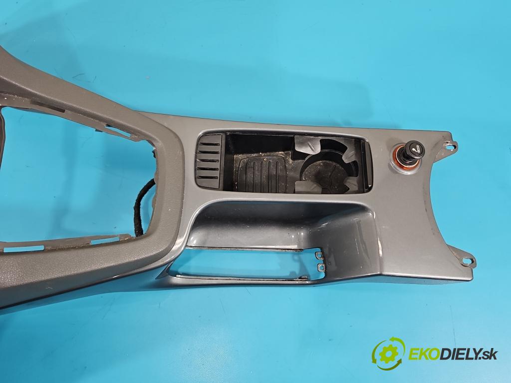 Ford Kuga Mk1 2008-2013 2.0 tdci 136 HP manual 100 kW 1997 cm3 5- kryt plast 8M5T-14B079
