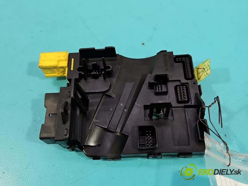 Audi A3 8P 2003-2012 1.9 TDI 105 HP manual 77 kW 1896 cm3 5- riadiaca jednotka ostatné 8P0953549F