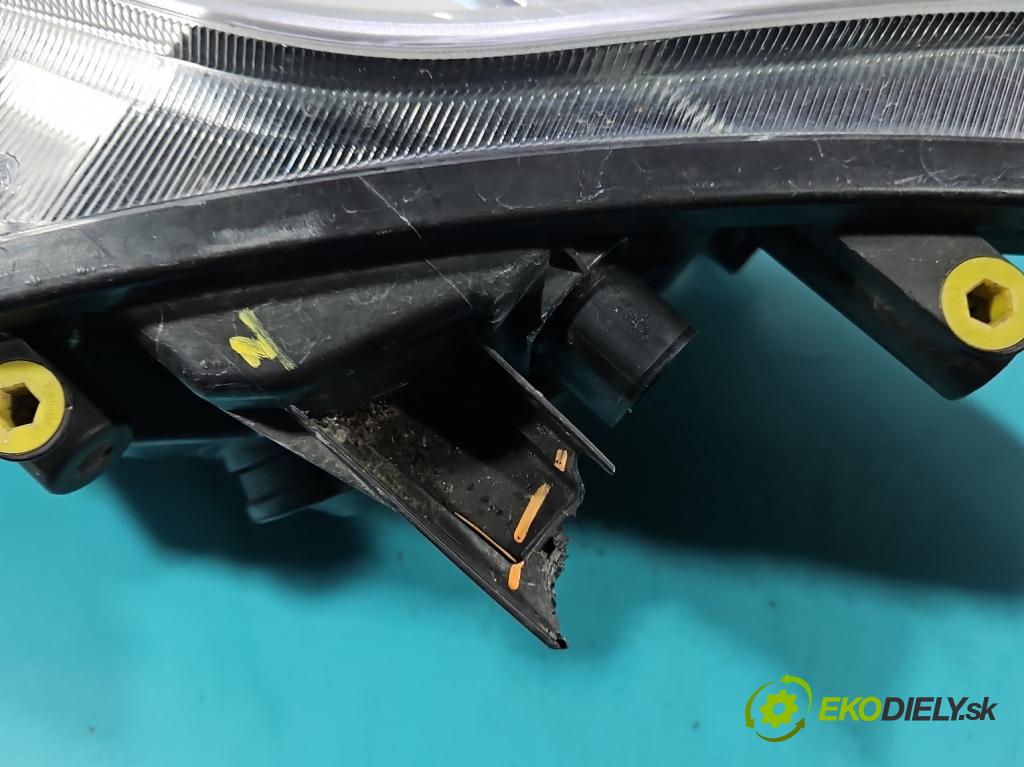 Ford Kuga Mk1 2008-2013 2.0 tdci 136 HP manual 100 kW 1997 cm3 5- Reflektor: pravý 8V41-13W029-AG (Svetlo predné pravé)