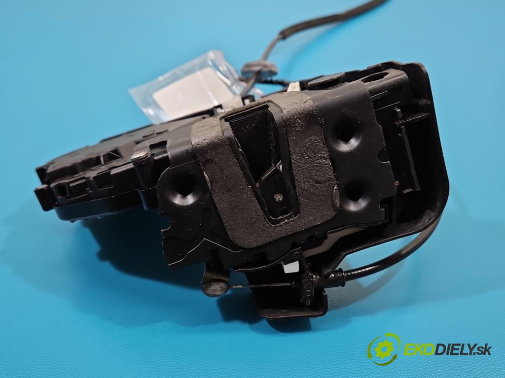 Ford Kuga Mk1 2008-2013 2.0 tdci 136 HP manual 100 kW 1997 cm3 5- zámok predné pravý 8V4A-S21812-CA