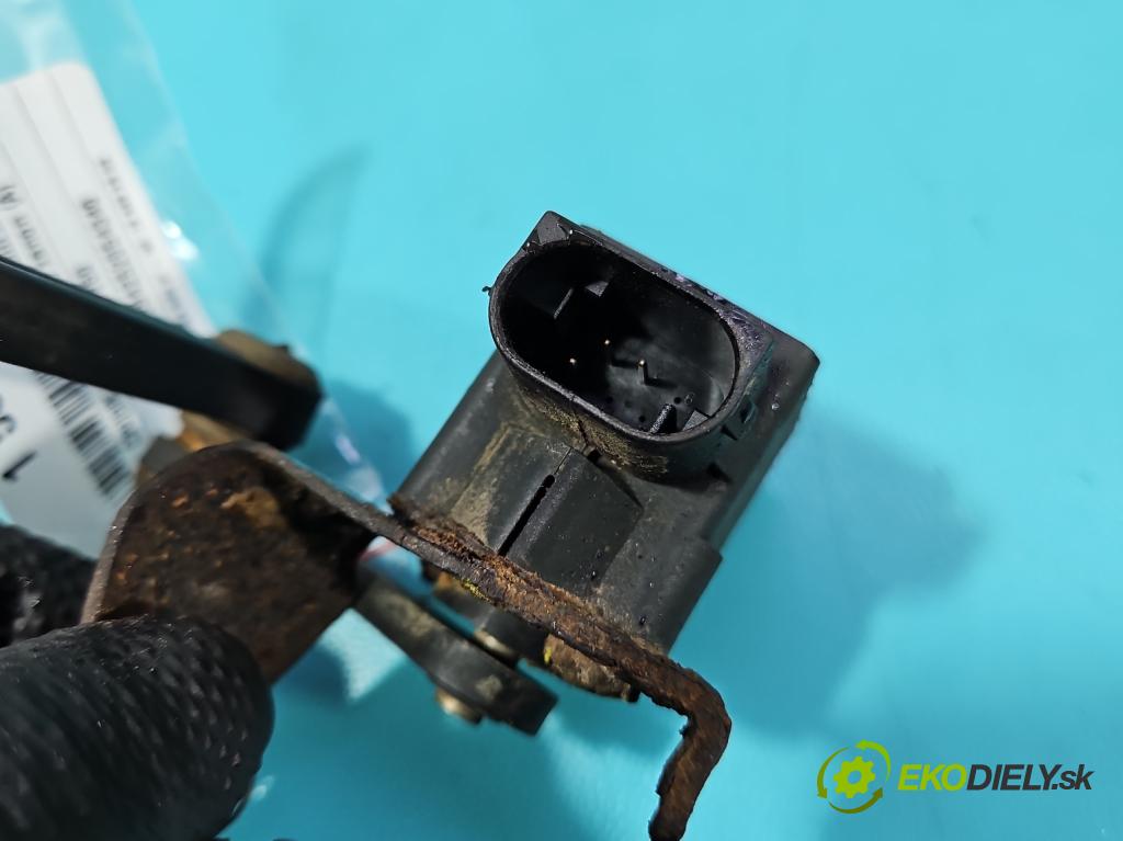 Volvo V50 2.4 20v 170 HP manual 125 kW 2435 cm3 5- snímač nastavenia xenon 3M5F-13D007-CD (Snímač)