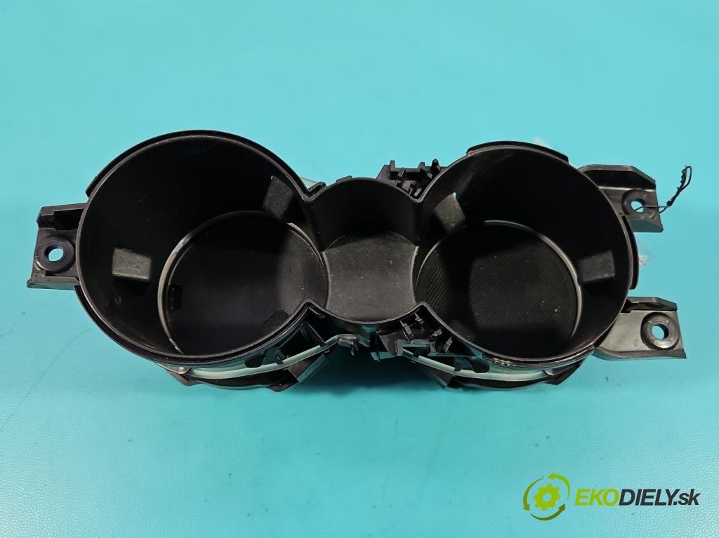 Ford Focus Mk4 2018- 1.5 TDCI 120 HP automatic 88 kW 1499 cm3 5- Rukojeť: na nápoje: JX7B-A13560-F (Držiak (úchyt) na nápoje)