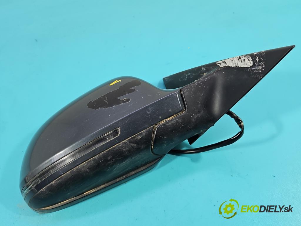 Audi A5 8T 2007-2016 3.0 tdi 239KM manual 176 kW 2967 cm3 2- zpětné zrcátko pravé  (Klika dveří ostatní)