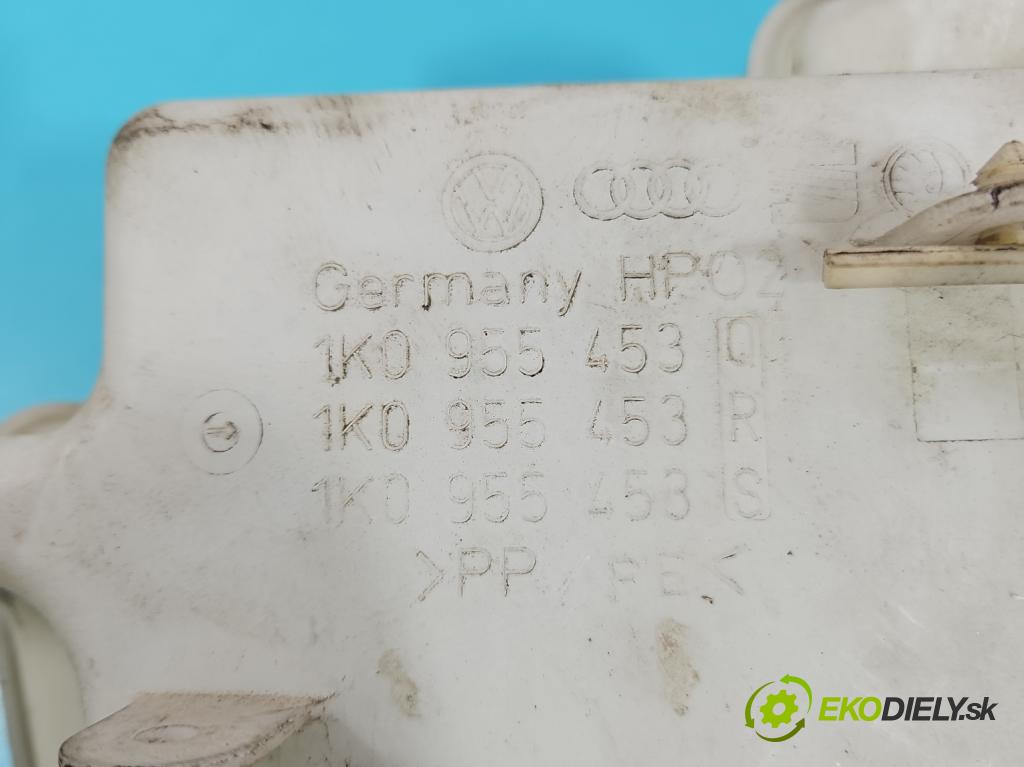 Audi A3 8P 2003-2012 1.9 TDI 105 HP manual 77 kW 1896 cm3 5- nádržka tekutina: ostrekovačov 1K0955453Q