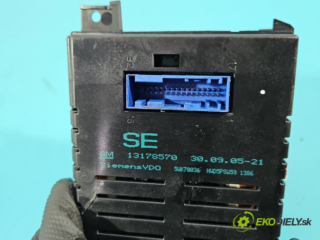 Opel Zafira B 2005-2014 1.9 CDTI 120 HP manual 88 kW 1910 cm3 5- Zobrazit: 13178570 (Prístrojová doska)