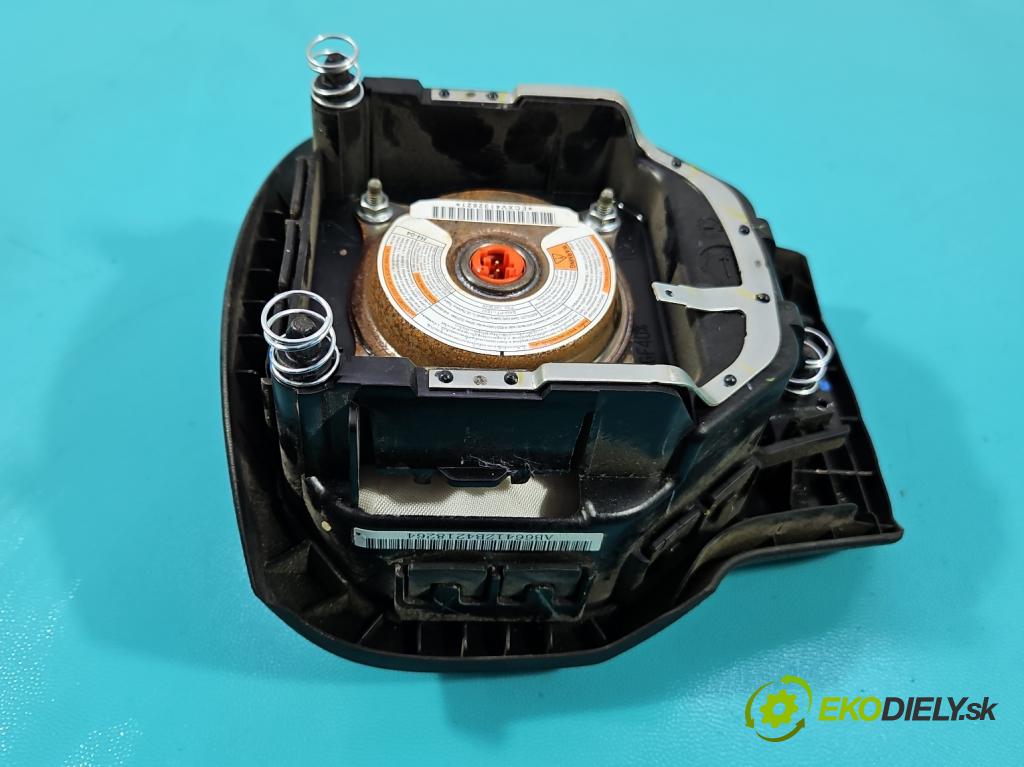 Isuzu D-Max II 2011-2019 2.5 crdi 163 HP manual 120 kW 2499 cm3 2- airbag vzduch: Řidiči:  (Airbag)