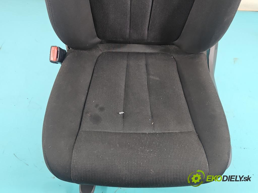 Bmw X5 F15 2013-2018 3.0d 258 HP automatic 190 kW 2993 cm3 5- Sedačka ľavý  (Sedadlo)