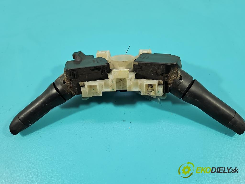 Isuzu D-Max II 2011-2019 2.5d 163 HP manual 120 kW 2499 cm3 2- prepínač komplex: (Prepínacie páčky pod volantom)