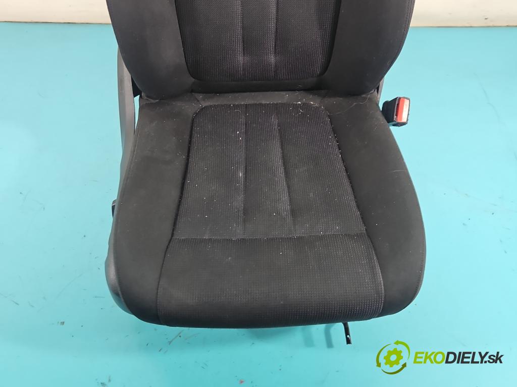 Bmw X5 F15 2013-2018 3.0d 258 HP automatic 190 kW 2993 cm3 5- Sedačka pravý  (Sedadlo)
