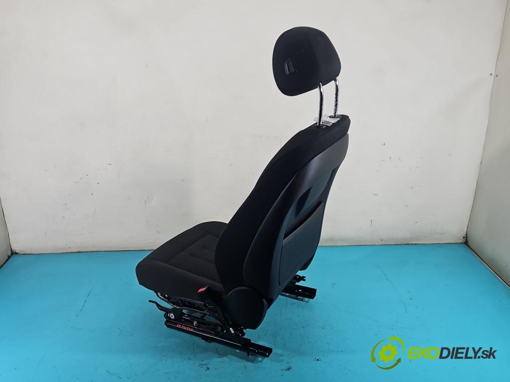 Bmw X5 F15 2013-2018 3.0d 258 HP automatic 190 kW 2993 cm3 5- Sedačka pravý  (Sedadlo)