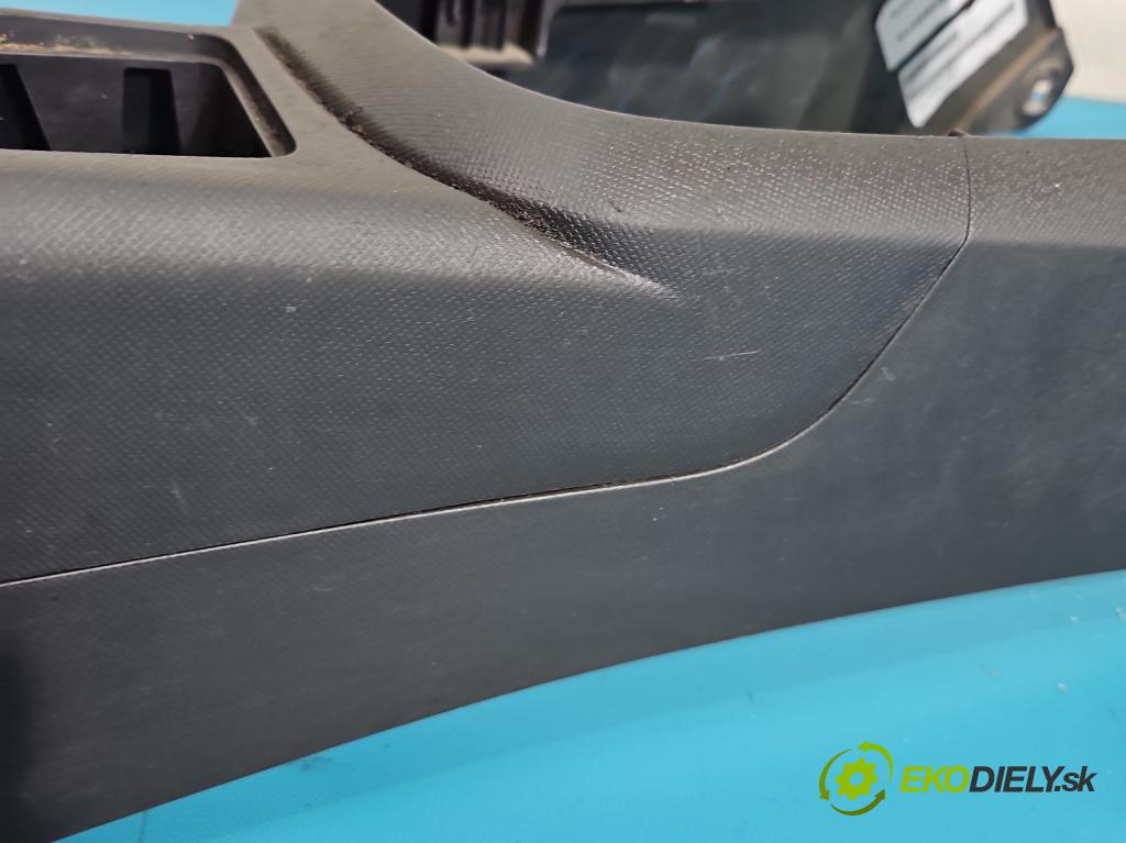 Isuzu D-Max II 2011-2019 2.5 crdi 163 HP manual 120 kW 2499 cm3 2- operadlo 8974174127 (Lakťová opierka)