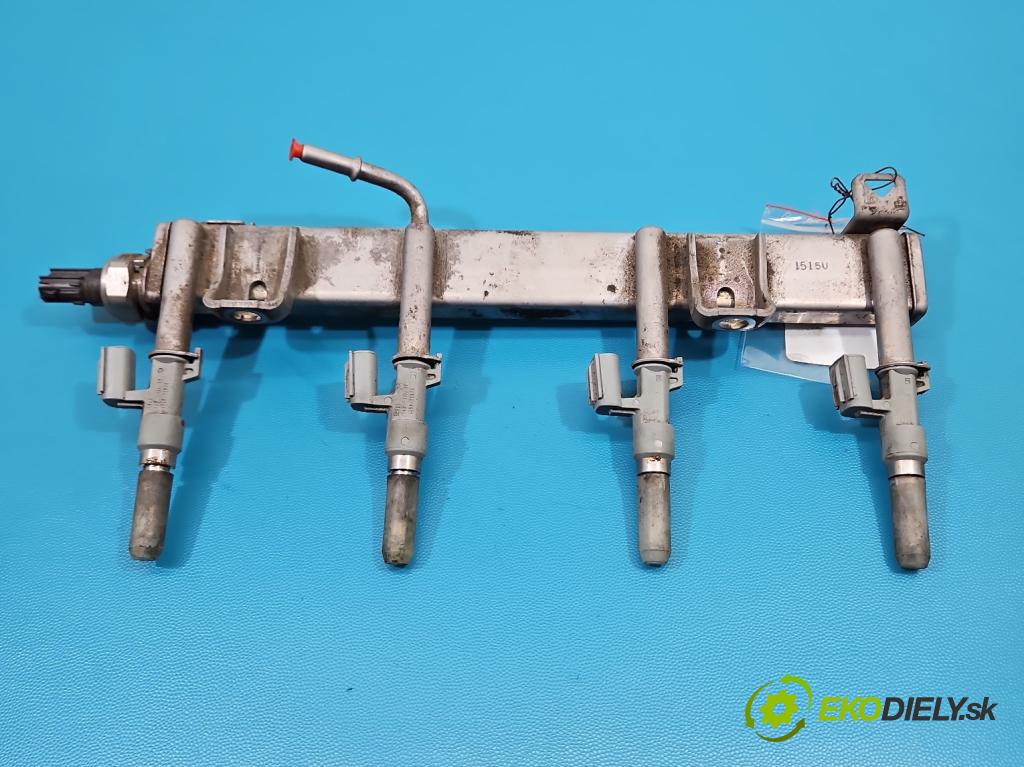 Toyota Rav4 V 2018- 2.5 hybrid 178HP: automatic 131 kW 2487 cm3 5- vstrek 23250-25020 (Vstrekovač paliva)