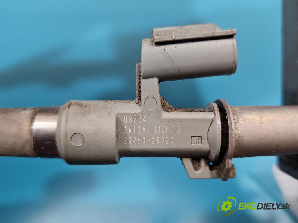 Toyota Rav4 V 2018- 2.5 hybrid 178HP: automatic 131 kW 2487 cm3 5- vstrek 23250-25020 (Vstrekovač paliva)