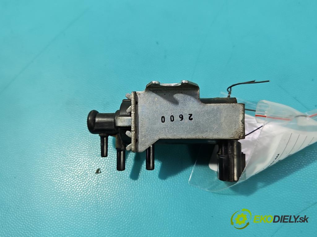 Isuzu D-Max II 2011-2019 2.5 crdi 163 HP manual 120 kW 2499 cm3 2- ventil podtlaku  (Ventil)