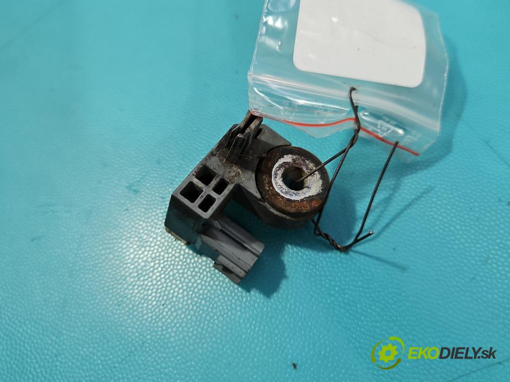 Isuzu D-Max II 2011-2019 2.5d 163 HP manual 120 kW 2499 cm3 2- snímač šokovat: 898156002Y (Snímač nárazu)