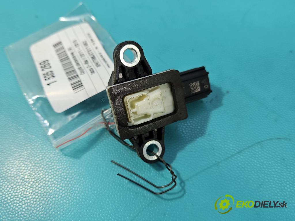 Isuzu D-Max II 2011-2019 2.5d 163 HP manual 120 kW 2499 cm3 2- snímač šokovat: 898146939Y (Snímač nárazu)