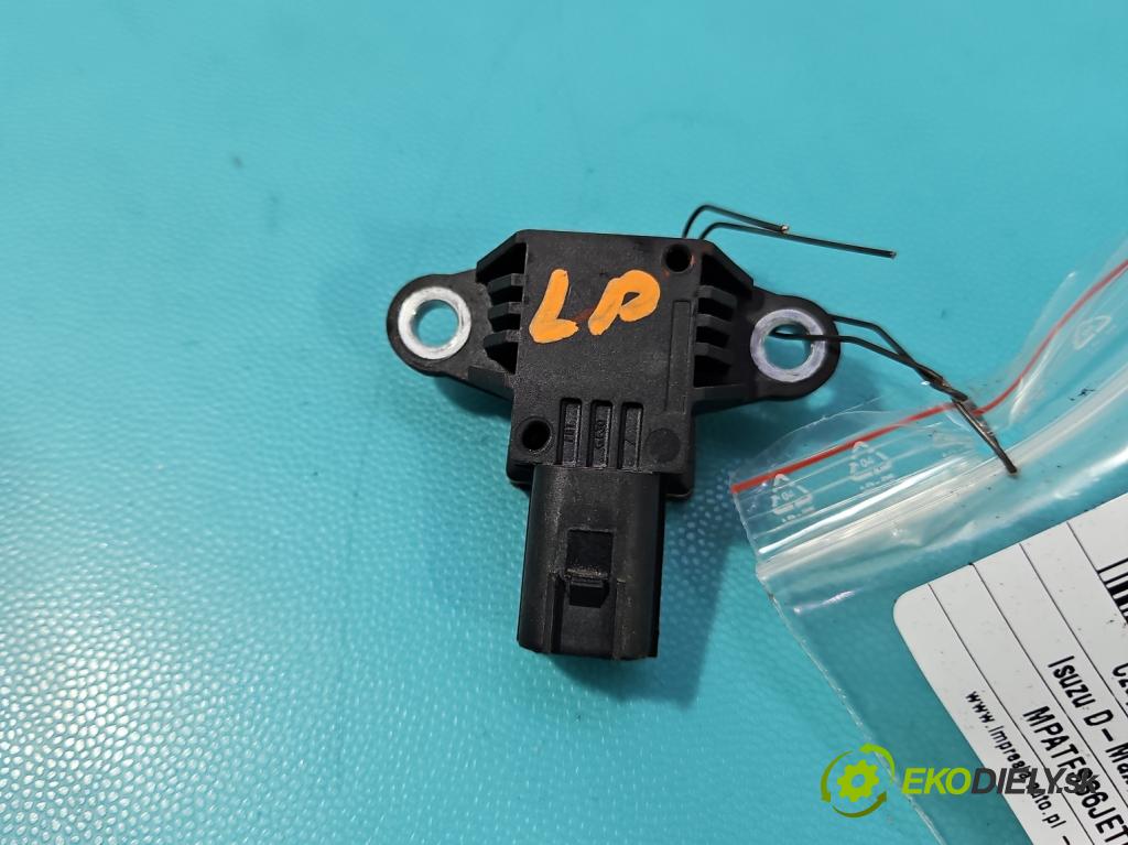 Isuzu D-Max II 2011-2019 2.5d 163 HP manual 120 kW 2499 cm3 2- snímač šokovat: 898146939Y (Snímač nárazu)