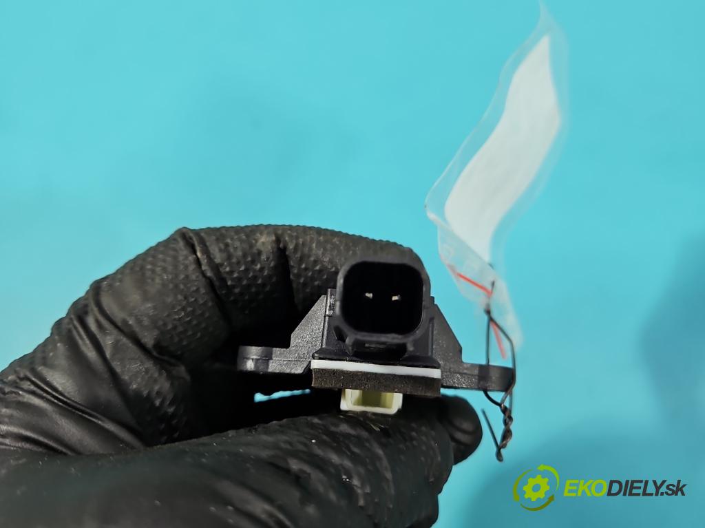 Isuzu D-Max II 2011-2019 2.5d 163 HP manual 120 kW 2499 cm3 2- snímač šokovat: 898146939Y (Snímač nárazu)